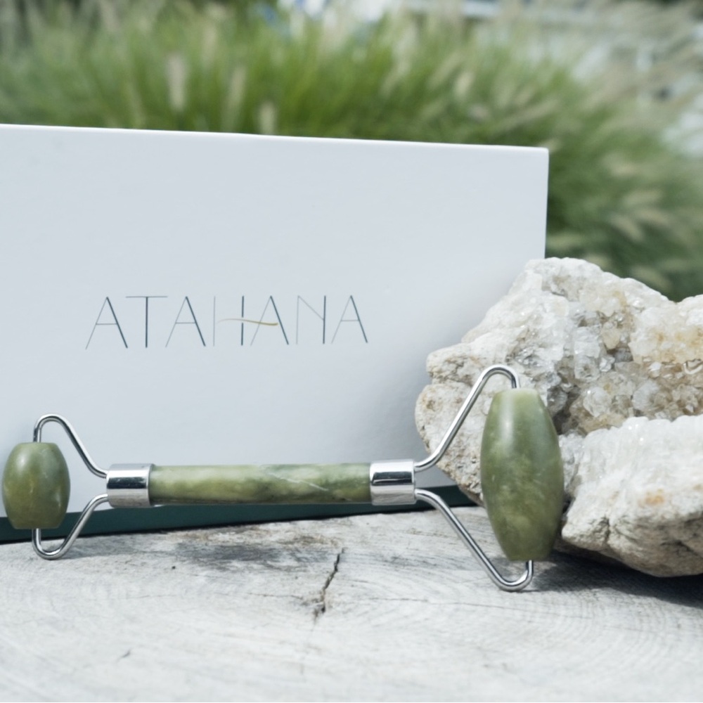 Atahana Jade Facial Roller & Guasha
